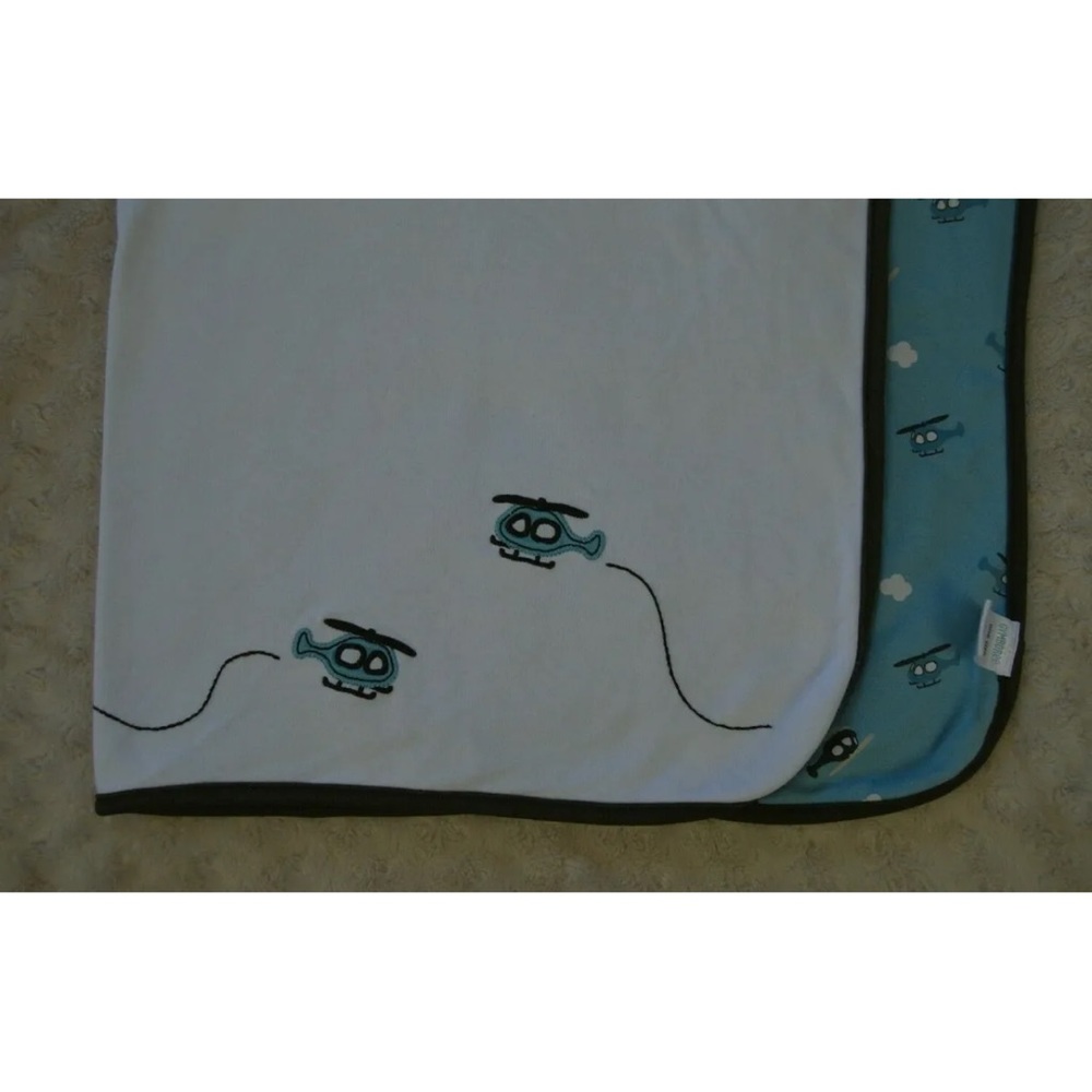 Gymboree Tiny Copter Helicopters Baby Boy Blanket Blue White Clouds 2009 2010